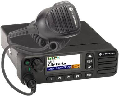 Radiotelefon samochodowy / stacjonarny Motorola DM4601e z GPS, 1000 kanałów
