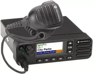 Radiotelefon samochodowy / stacjonarny Motorola DM4601e z GNSS, 1000 kanałów