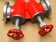 Stojak hydrantowy DN100 podwójny A/BB (2x75), przyłącze DN100, rura DN80 - 5